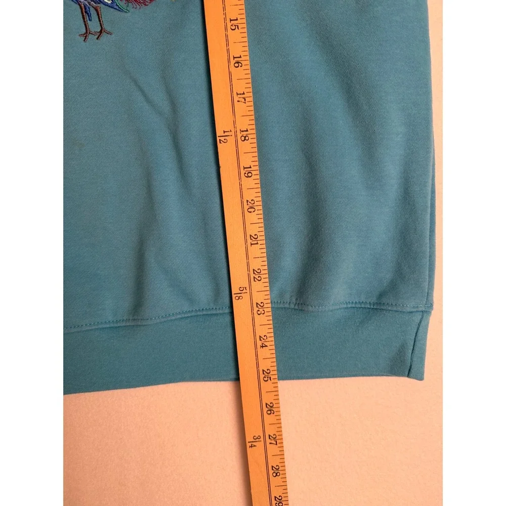 King Universal Teal Blue Embroidered Peacock Sweatshirt Crewneck Mens Medium